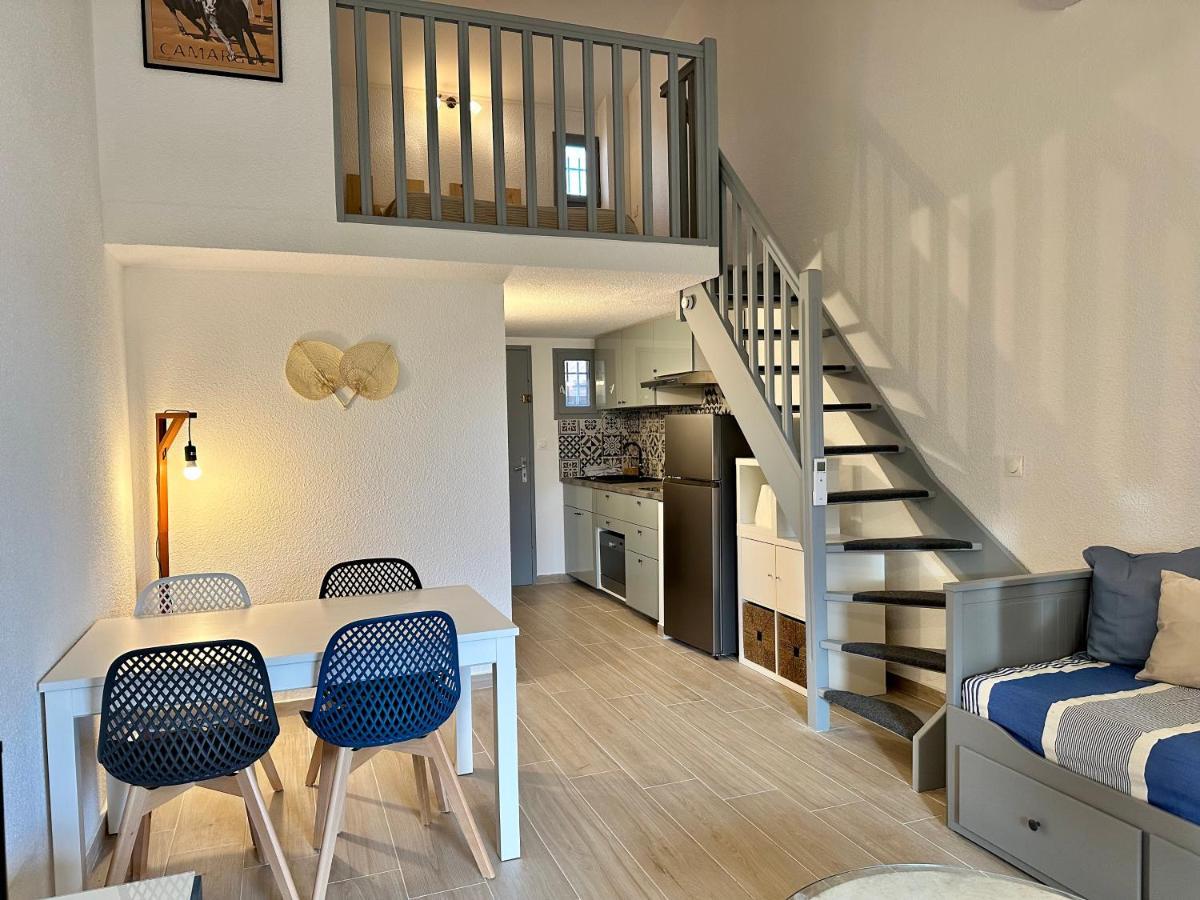 Appartement Duplex 4Pers Climatise - Locations Vld Camargue Saintes-Maries-de-la-Mer Esterno foto