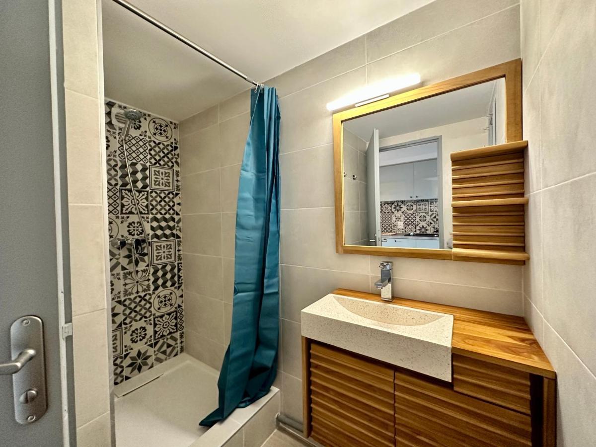 Appartement Duplex 4Pers Climatise - Locations Vld Camargue Saintes-Maries-de-la-Mer Esterno foto